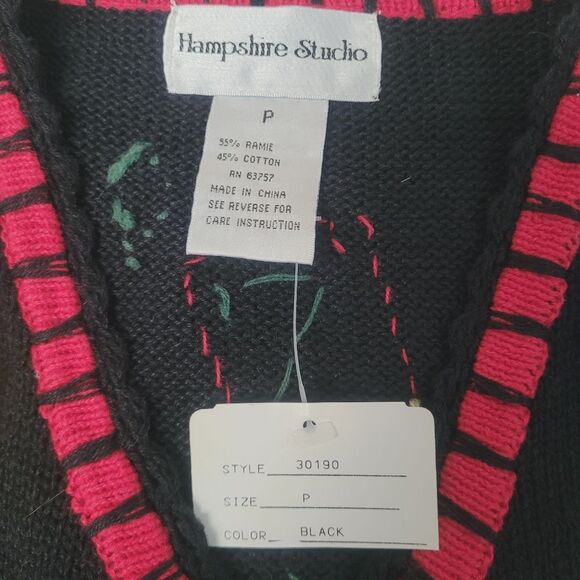 VTG Hampshire Studio Ugly Christmas Sweater Vest 5 Button Embellished Size P New - Picture 9 of 10